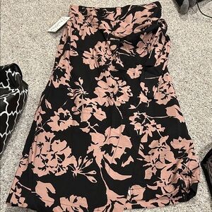 Chic Black and Pink Floral Midi Skirt